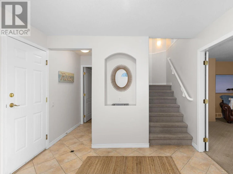 2135 Chilanko Court, Kelowna, BC, V1V 2L7 - 40