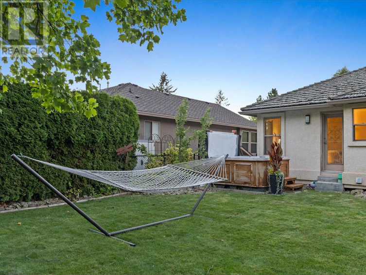 2135 Chilanko Court, Kelowna, BC, V1V 2L7 - 45