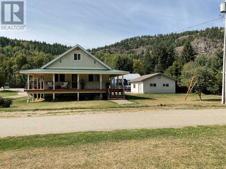 171 Government N Avenue, Greenwood, BC, V0H 1J0 - 2