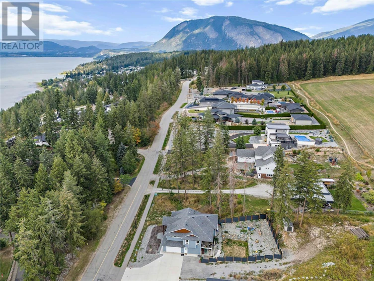 3200 Northeast 20 Street, Salmon Arm, BC, V1E 2G9 - 5