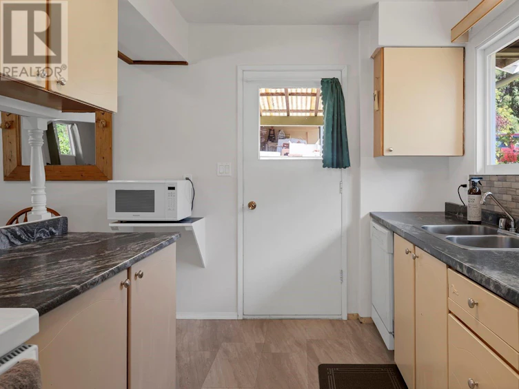 450 Chamiss Crescent, Gold River, BC, V0P 1G0 - 13