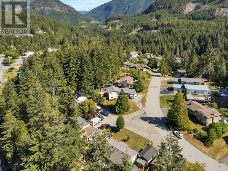 450 Chamiss Crescent, Gold River, BC, V0P 1G0 - 7