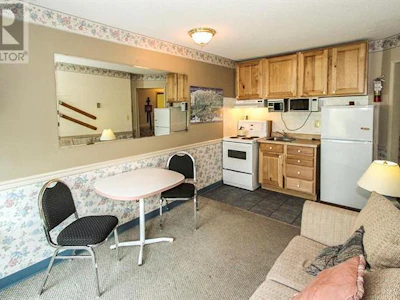 110-5375 Big White Road - 4