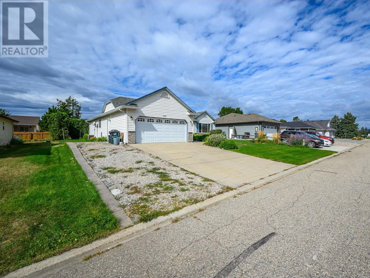 2427 Bradley Drive, Armstrong, BC, V0E 1B1 - 3