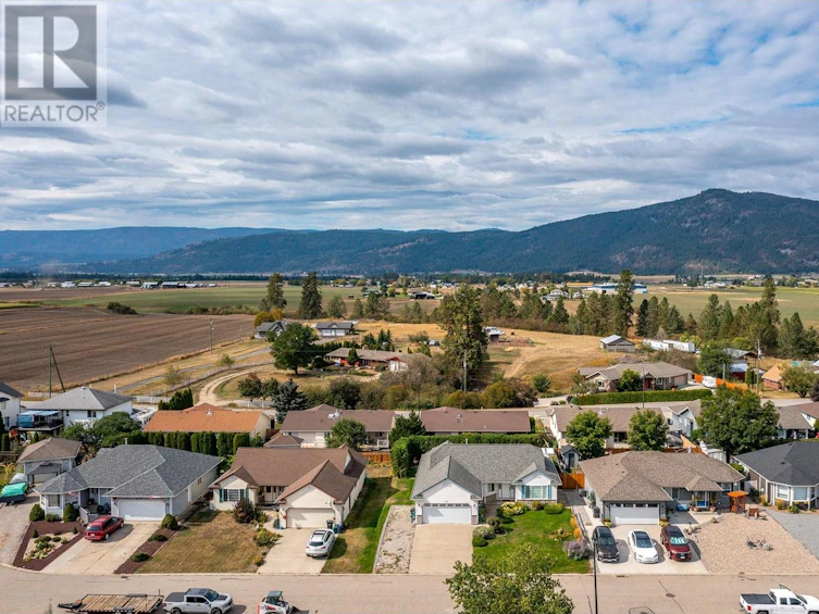 2427 Bradley Drive, Armstrong, BC, V0E 1B1 - 39