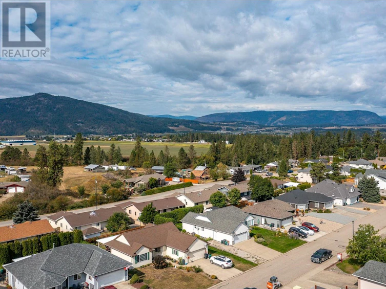 2427 Bradley Drive, Armstrong, BC, V0E 1B1 - 40