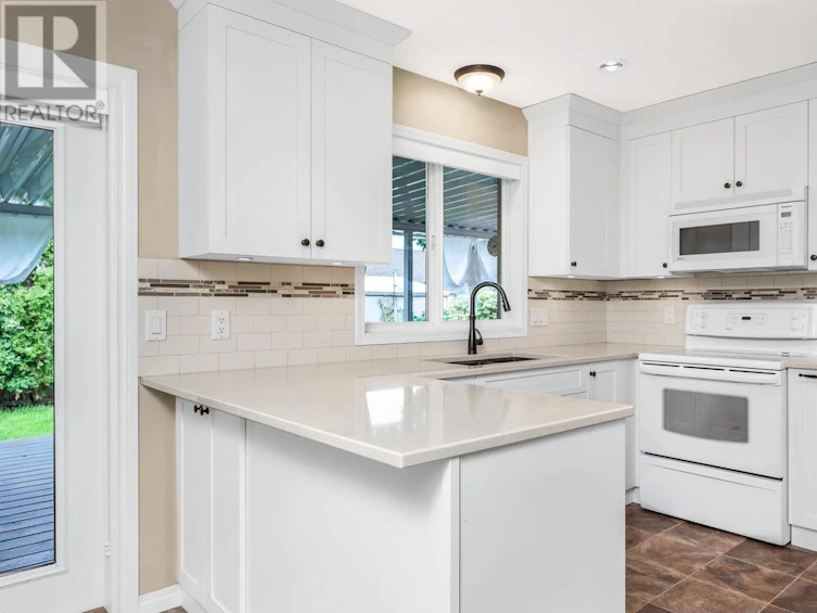 2427 Bradley Drive, Armstrong, BC, V0E 1B1 - 7
