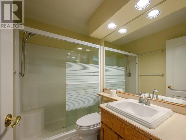 129-3333 South Main Street, Penticton, BC, V2A 8J8 - 19