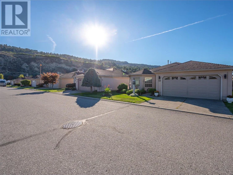 129-3333 South Main Street, Penticton, BC, V2A 8J8 - 44