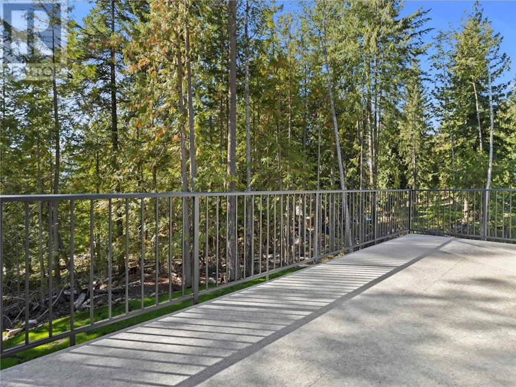 7308 Estate Place, Anglemont, BC, V0E 1M8 - 38