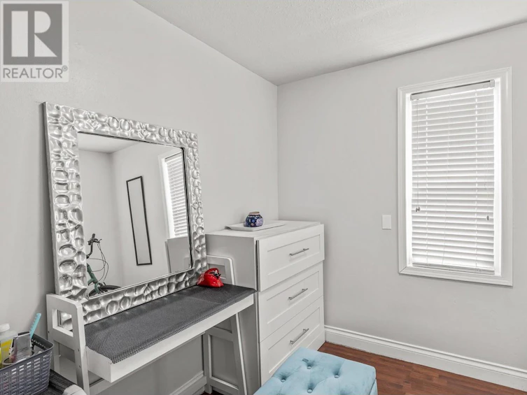 2293 Woodlawn Street, Kelowna, BC, V1Y 2T1 - 18