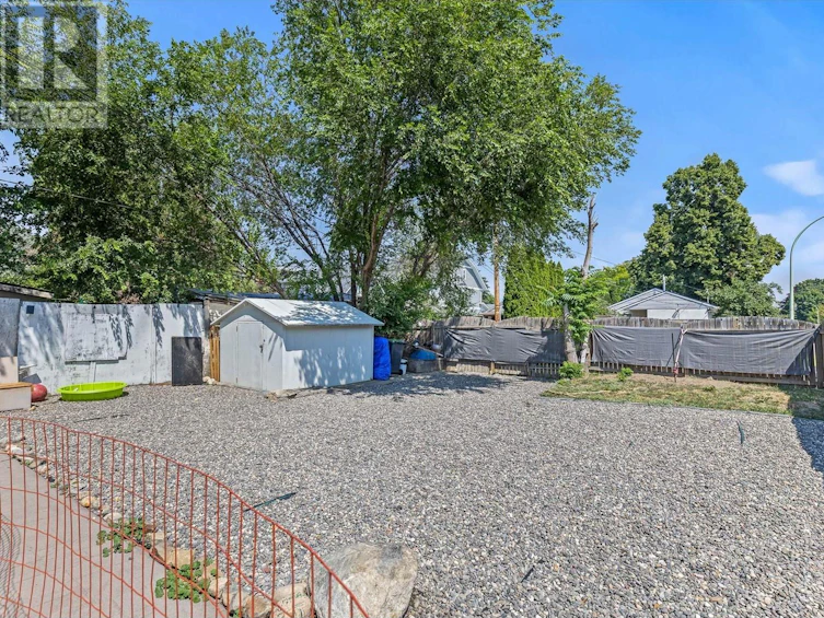 2293 Woodlawn Street, Kelowna, BC, V1Y 2T1 - 20