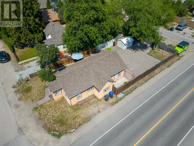 2293 Woodlawn Street, Kelowna, BC, V1Y 2T1 - 3