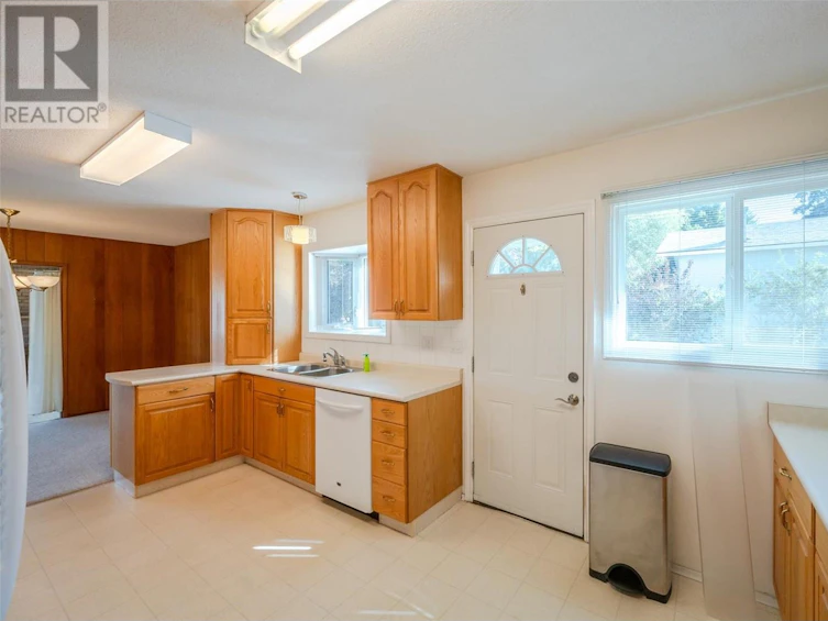 1448 Dartmouth Street, Penticton, BC, V2A 4B6 - 18