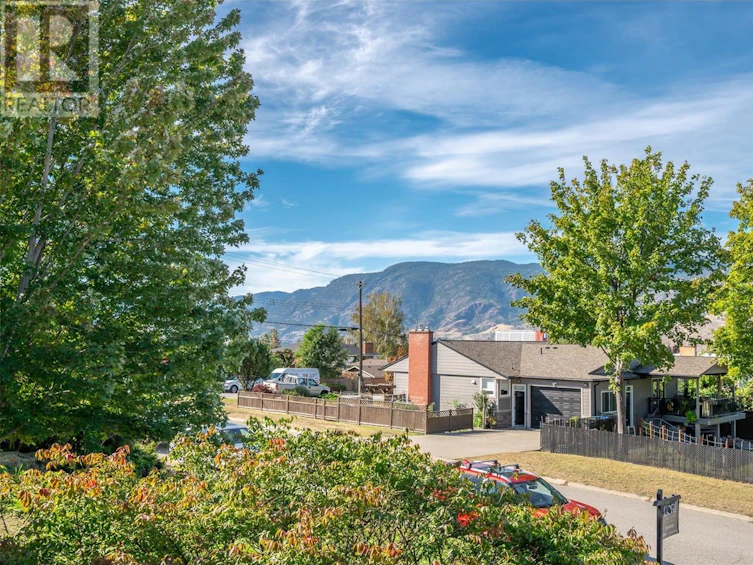 1448 Dartmouth Street, Penticton, BC, V2A 4B6 - 29