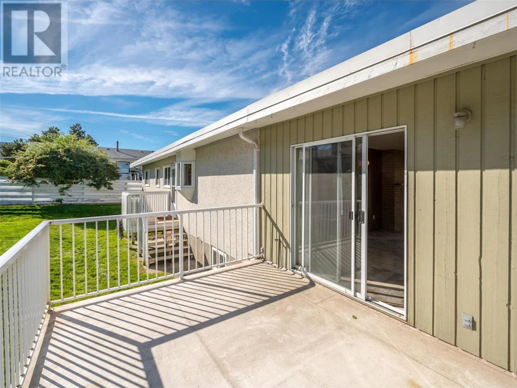 1448 Dartmouth Street, Penticton, BC, V2A 4B6 - 31