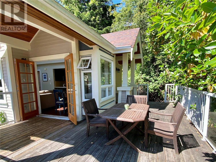 22a-2315 Mackinnon Road, Pender Island, BC, V0N 2M1 - 11