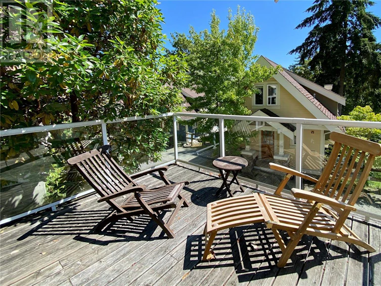 22a-2315 Mackinnon Road, Pender Island, BC, V0N 2M1 - 14