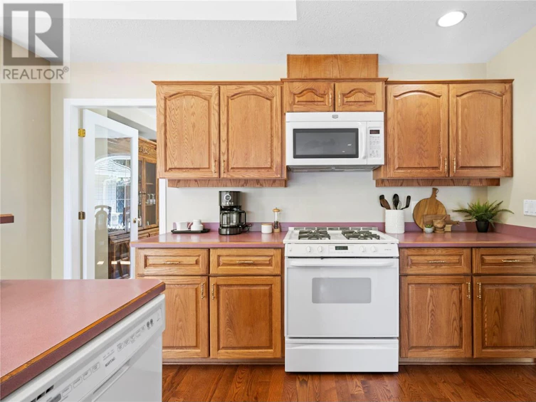 12-2592 Alpen Paradies Road, Blind Bay, BC, V0E 1H1 - 15