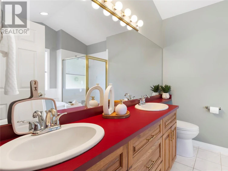 12-2592 Alpen Paradies Road, Blind Bay, BC, V0E 1H1 - 35