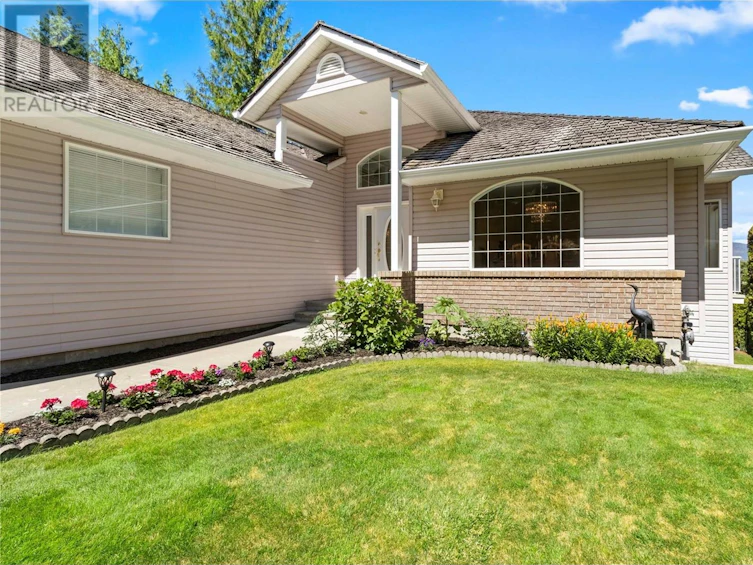 12-2592 Alpen Paradies Road, Blind Bay, BC, V0E 1H1 - 5