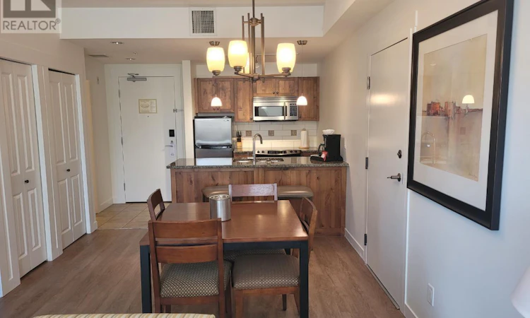 110-4200 Lakeshore Drive