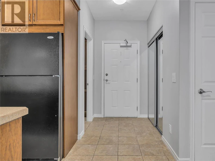 204-1007 Harvey Avenue, Kelowna, BC, V1Y 6E4 - 13