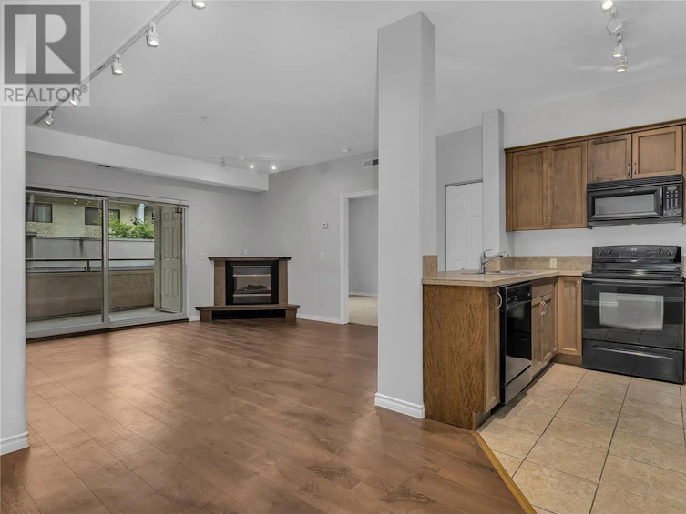 204-1007 Harvey Avenue, Kelowna, BC, V1Y 6E4 - 14