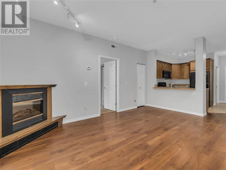204-1007 Harvey Avenue, Kelowna, BC, V1Y 6E4 - 23