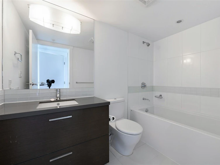 1008-13380 108, Surrey, BC, V3T 0E7 - 10
