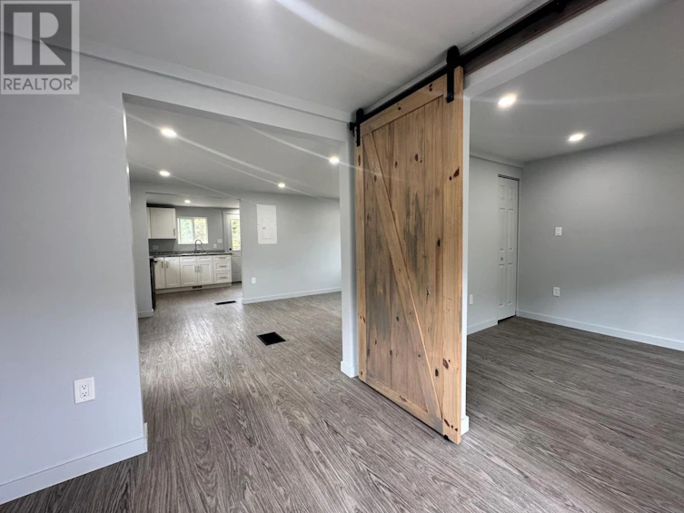 549 Gold S Avenue, Greenwood, BC, V0H 1J0 - 6