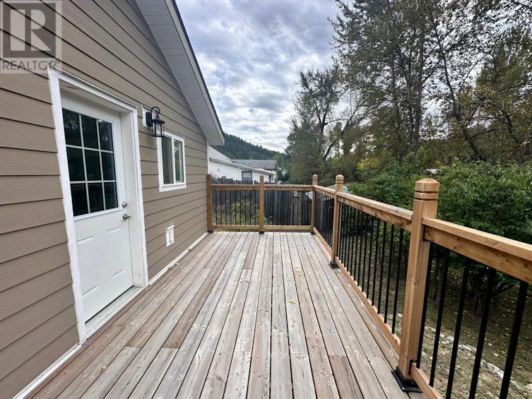 549 Gold S Avenue, Greenwood, BC, V0H 1J0 - 16