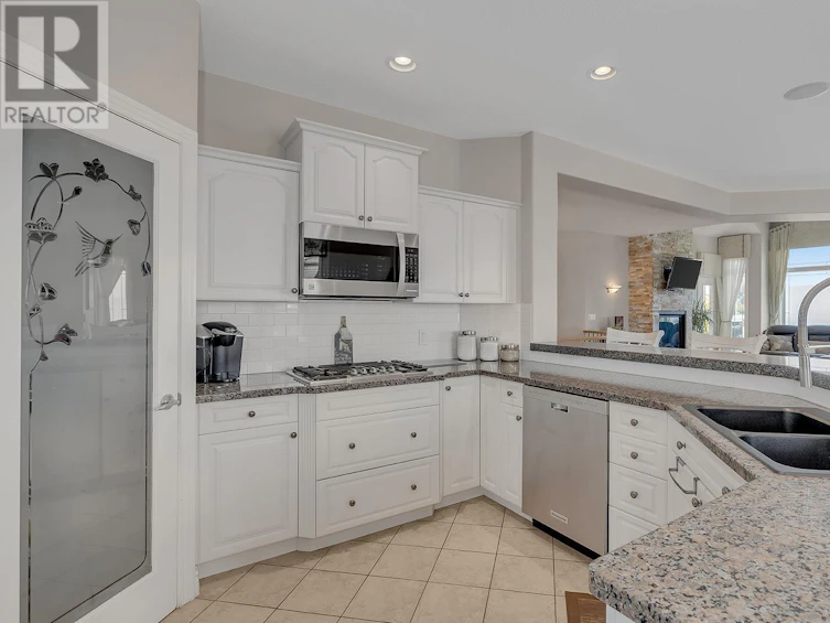 1003 Skeena Drive, Kelowna, BC, V1V 2K7 - 10
