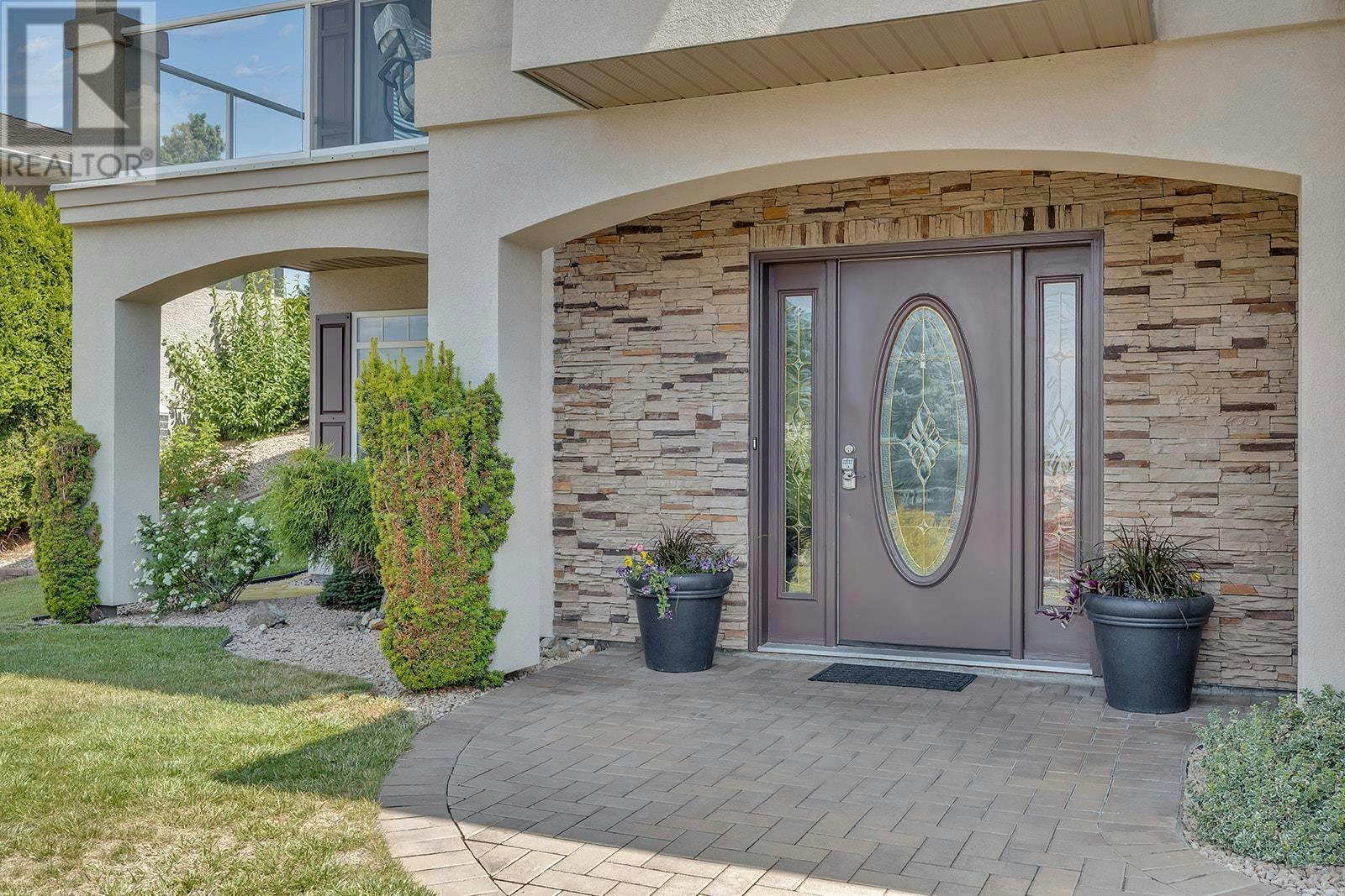1003 Skeena Drive, Kelowna, BC, V1V 2K7 - 2