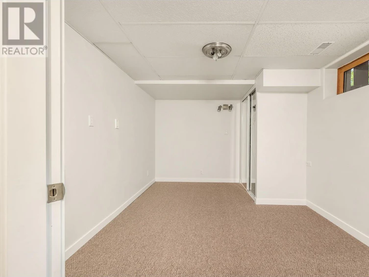 8510 Aberdeen Road, Coldstream, BC, V1B 2J6 - 23