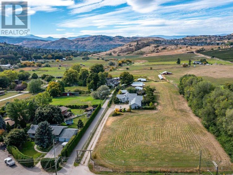 8510 Aberdeen Road, Coldstream, BC, V1B 2J6 - 45