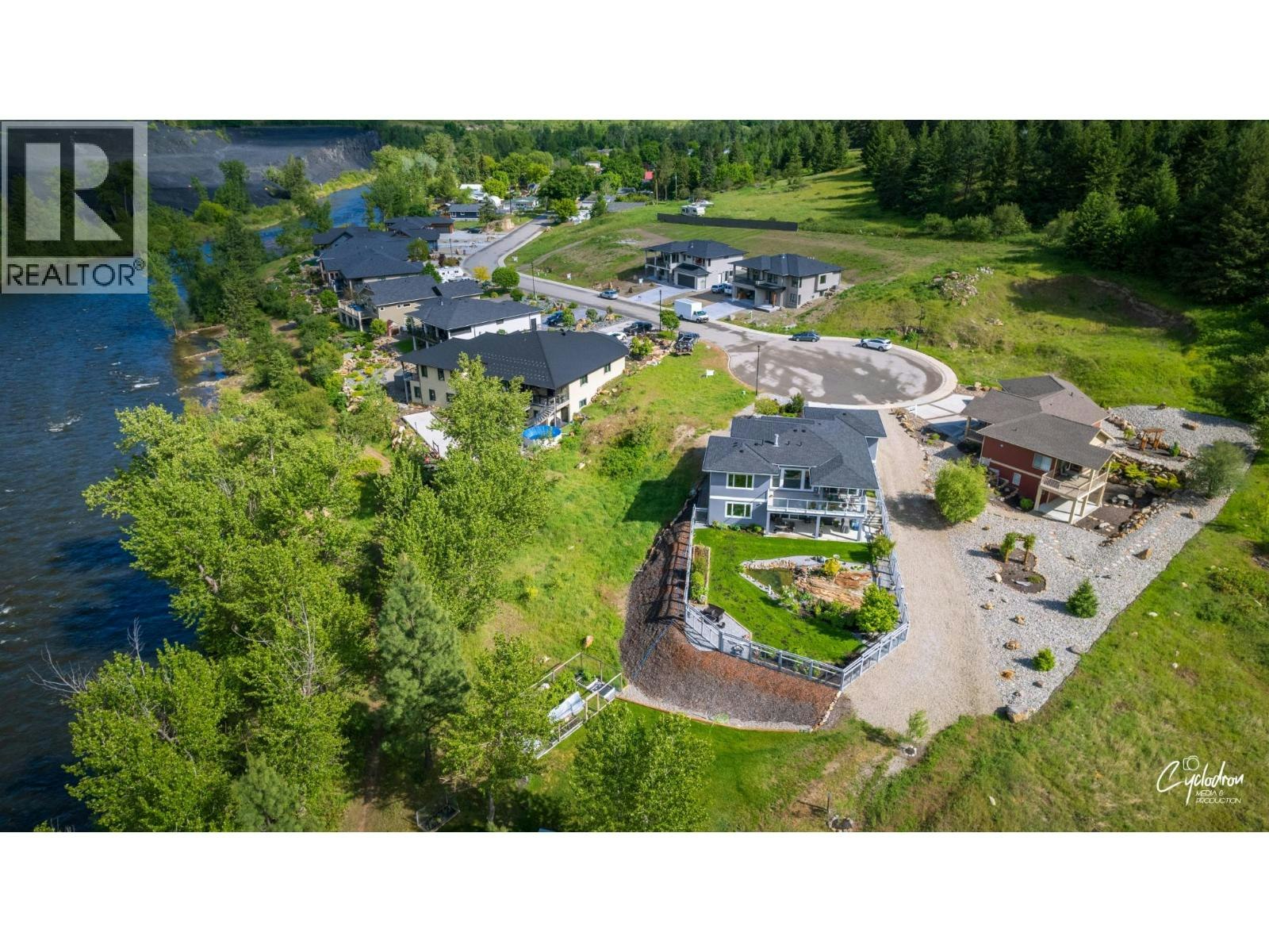 8840 Riverside Drive, Grand Forks, BC, V0H 1H0
