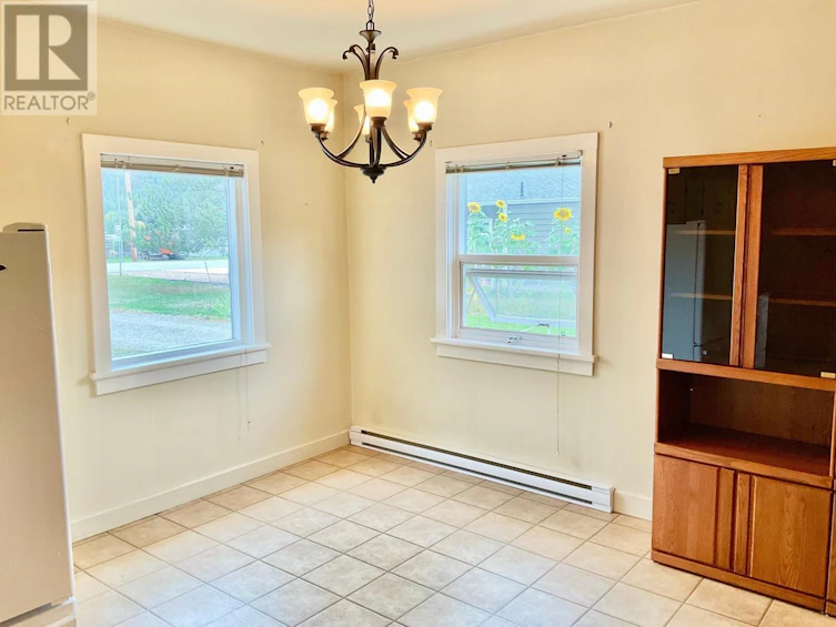 270 Dominion Street, Midway, BC, V0H 1M0 - 21