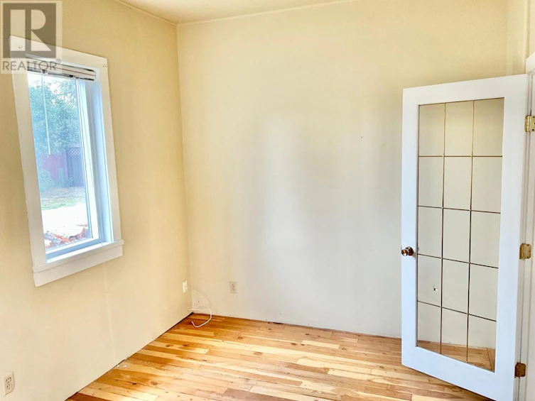 270 Dominion Street, Midway, BC, V0H 1M0 - 31