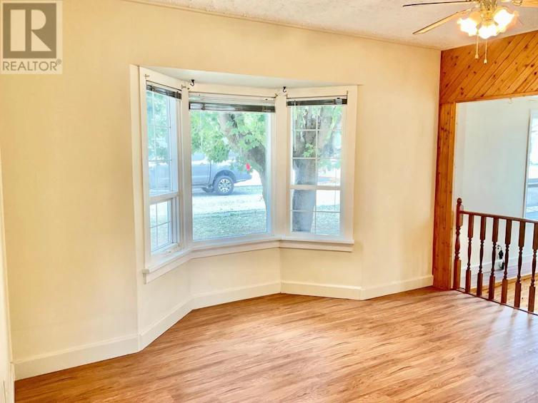 270 Dominion Street, Midway, BC, V0H 1M0 - 35