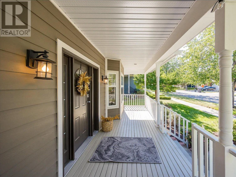 431 Quilchena Drive, Kelowna, BC, V1W 4T7 - 3