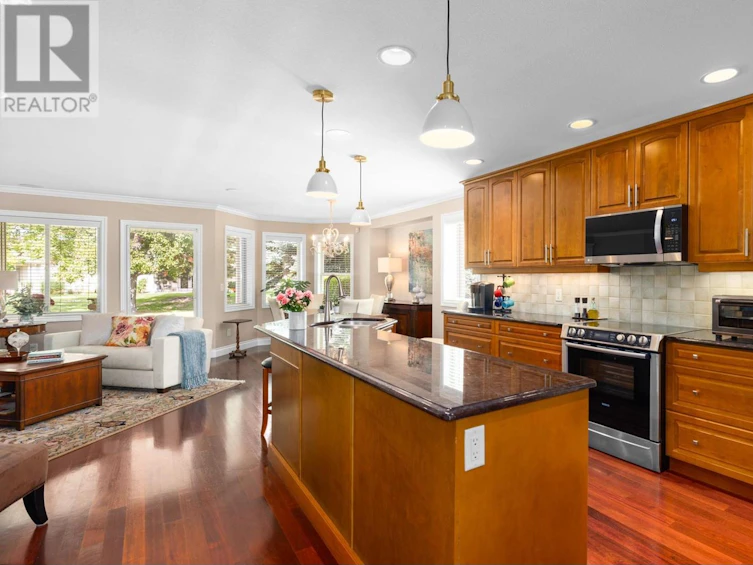 207-2365 Stillingfleet Road, Kelowna, BC, V1W 4X5 - 4