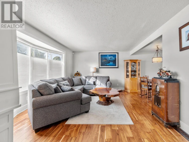 4270 Spurraway Road, Kamloops, BC, V2H 1L2 - 14