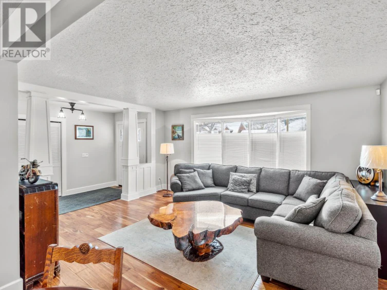 4270 Spurraway Road, Kamloops, BC, V2H 1L2 - 2