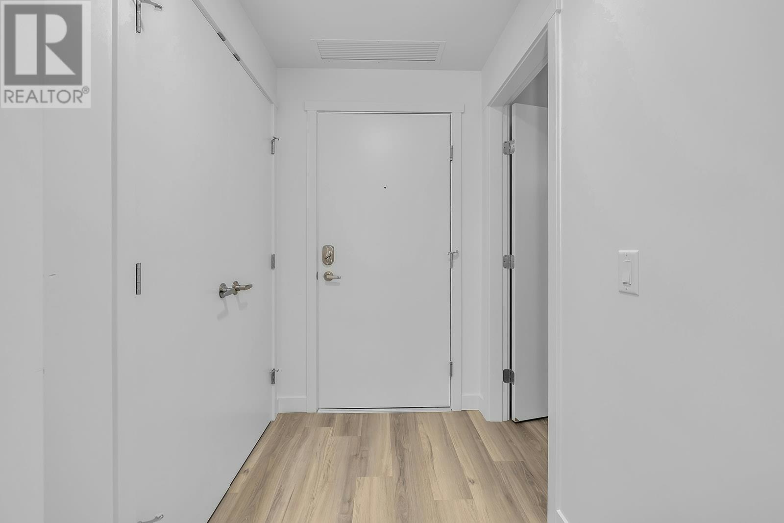 402-1057 Frost Road, Kelowna, BC, V1Y 6G1 - 14