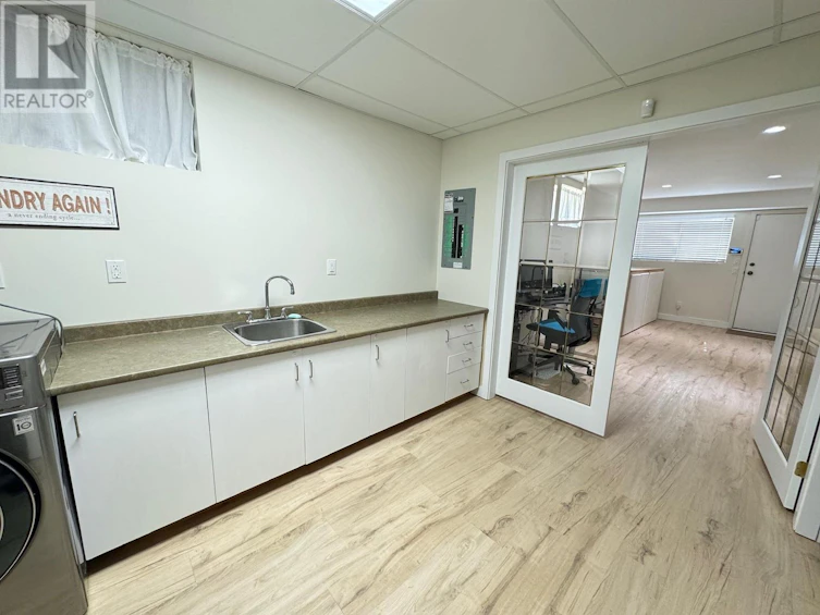 360 Farrell Street, Penticton, BC, V2A 4G1 - 44