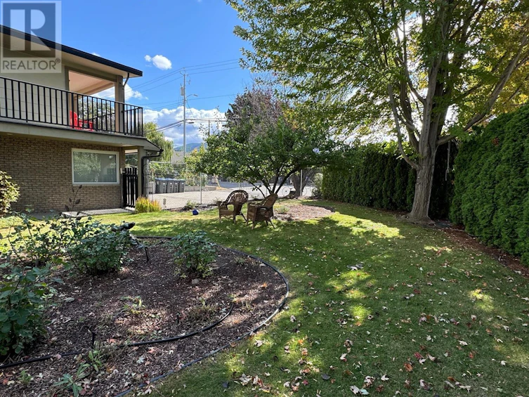 360 Farrell Street, Penticton, BC, V2A 4G1 - 60