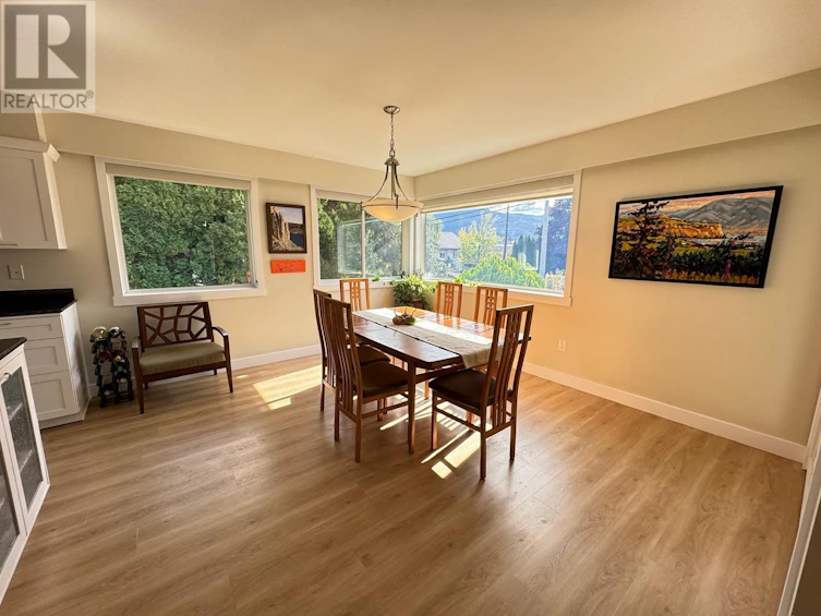 360 Farrell Street, Penticton, BC, V2A 4G1 - 9