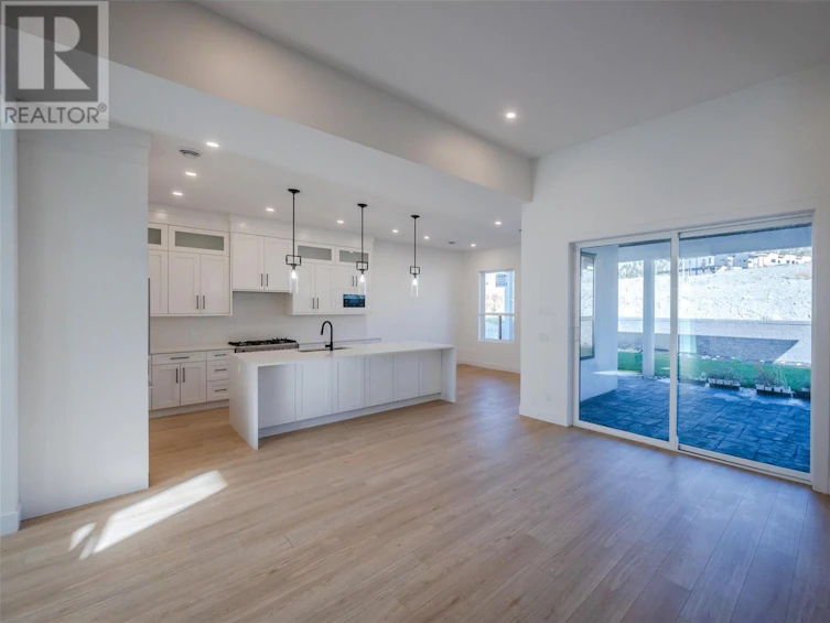 1125 Antler Drive, Penticton, BC, V2A 9G6 - 11