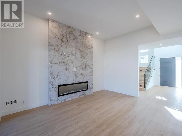 1125 Antler Drive, Penticton, BC, V2A 9G6 - 8